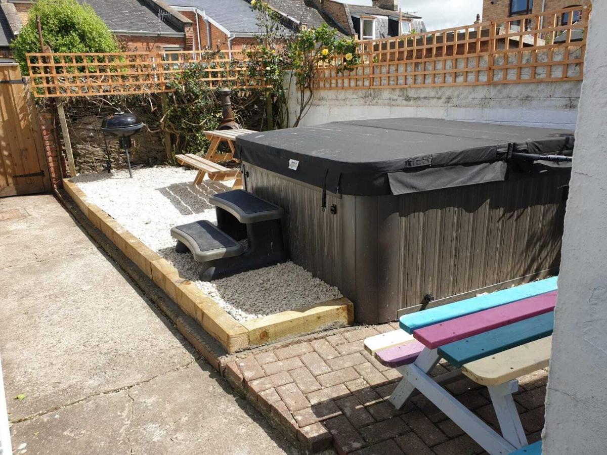 Belmont Villa - 4 Bed - Hot Tub Additional Cost - Sleeps 10-Tjs22Bv Ильфракомб Экстерьер фото